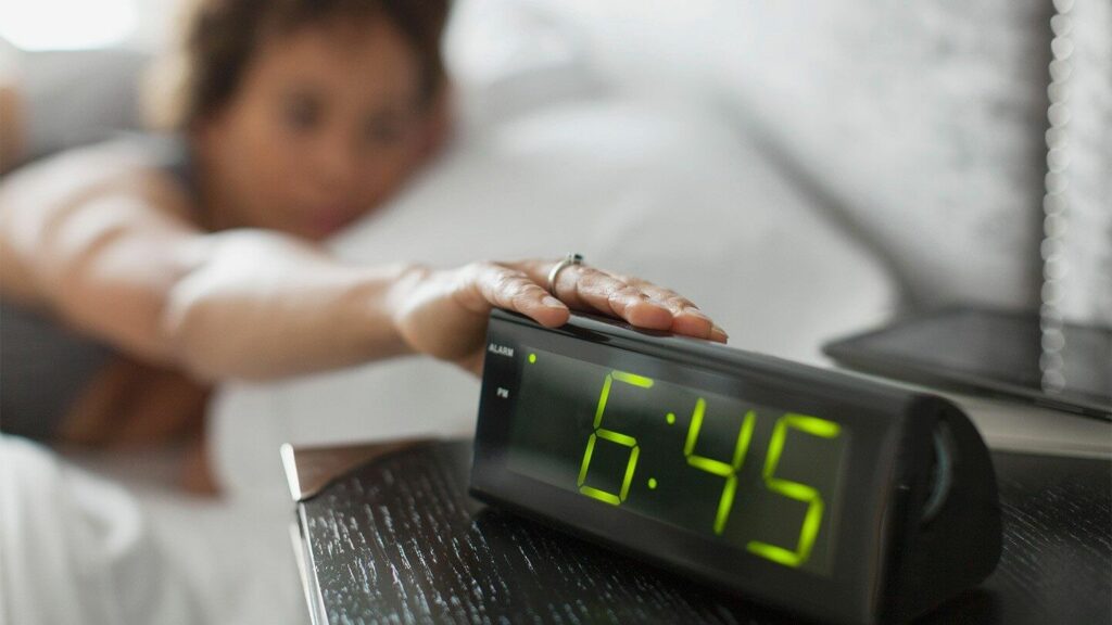Why We Should Get Up Early In The Morning – 15 Benefits We May Not Think About