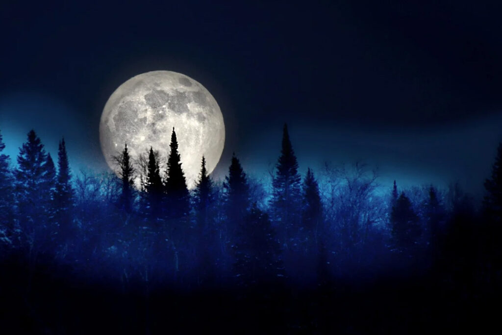 A Full Moon Has Powers To Change Your Mood: How To Use It
