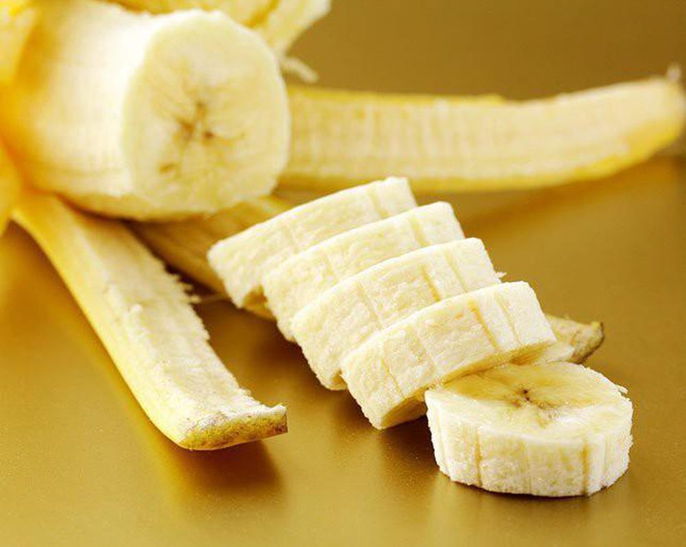 Bananas: To Eat Or Not To Eat? The Truth About Popular Fruit