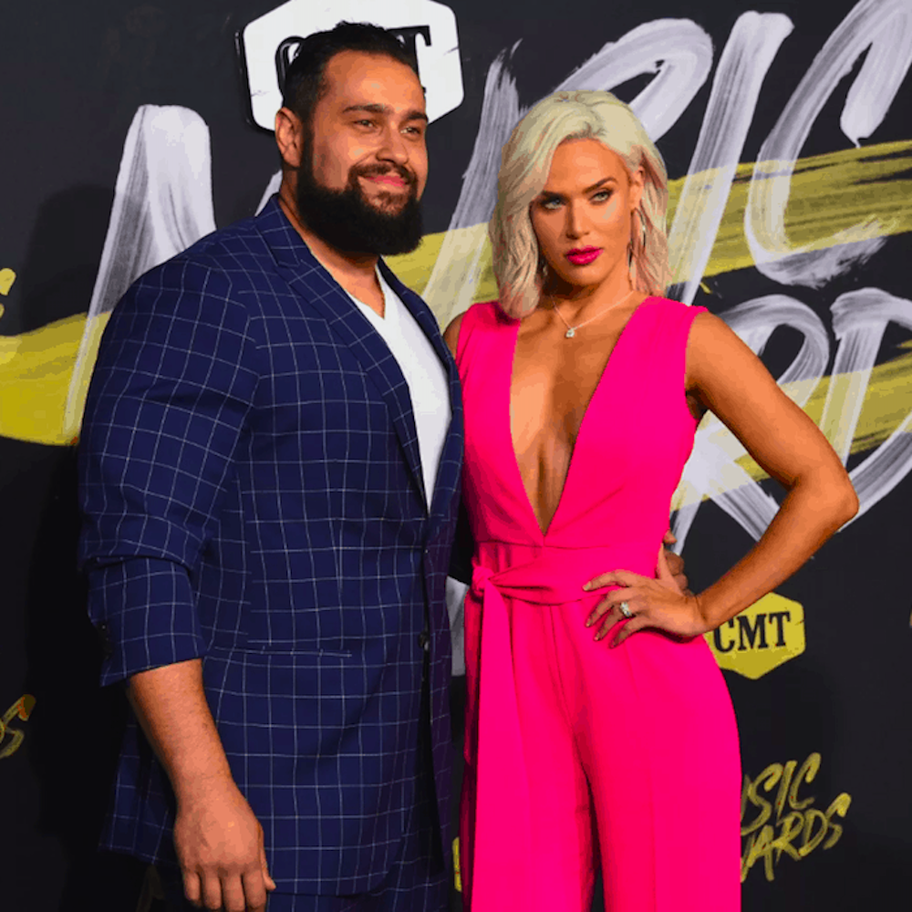 30+ Stunning Wives and Girlfriends of the WWE Stars