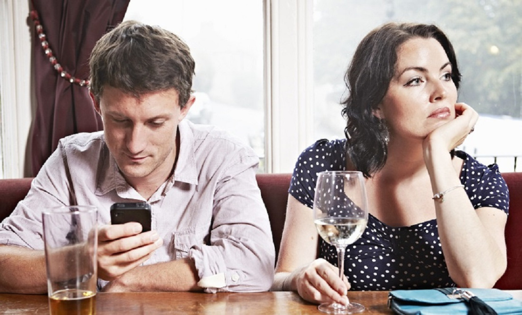 How Technology Destroys True Love