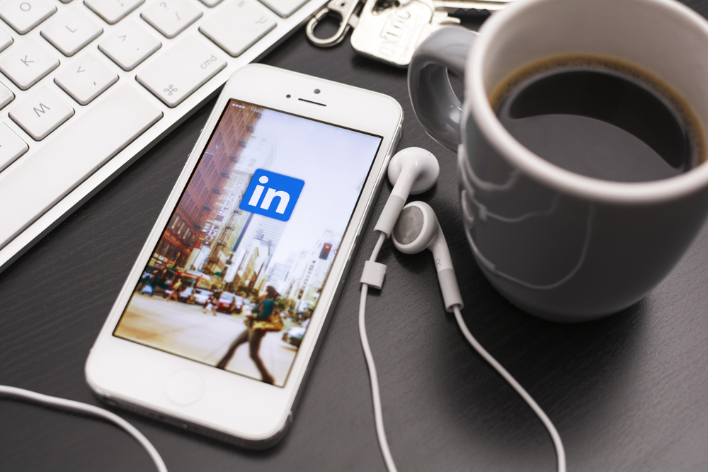 10 Ways To Master Your LinkedIn Profile